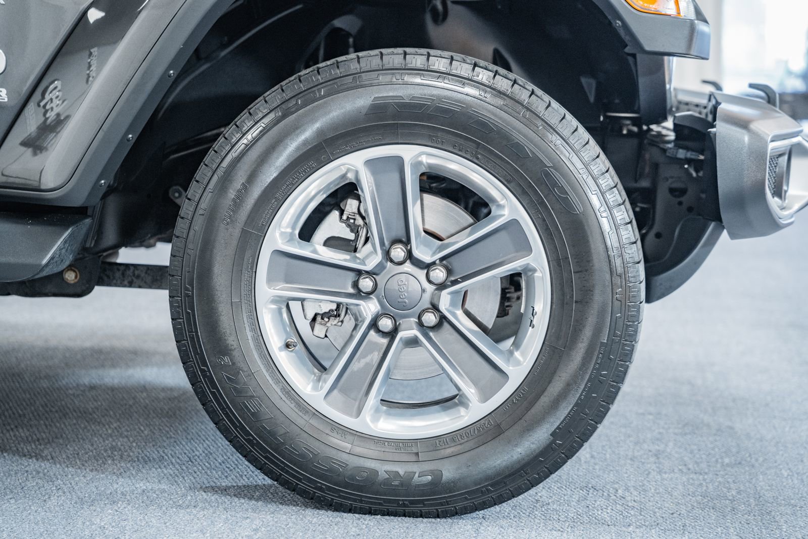 Used 2018 Jeep Wrangler Unlimited Sahara image 15