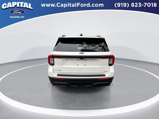 Certified 2025 Ford Explorer ST-Line w/ Premium Package image 5