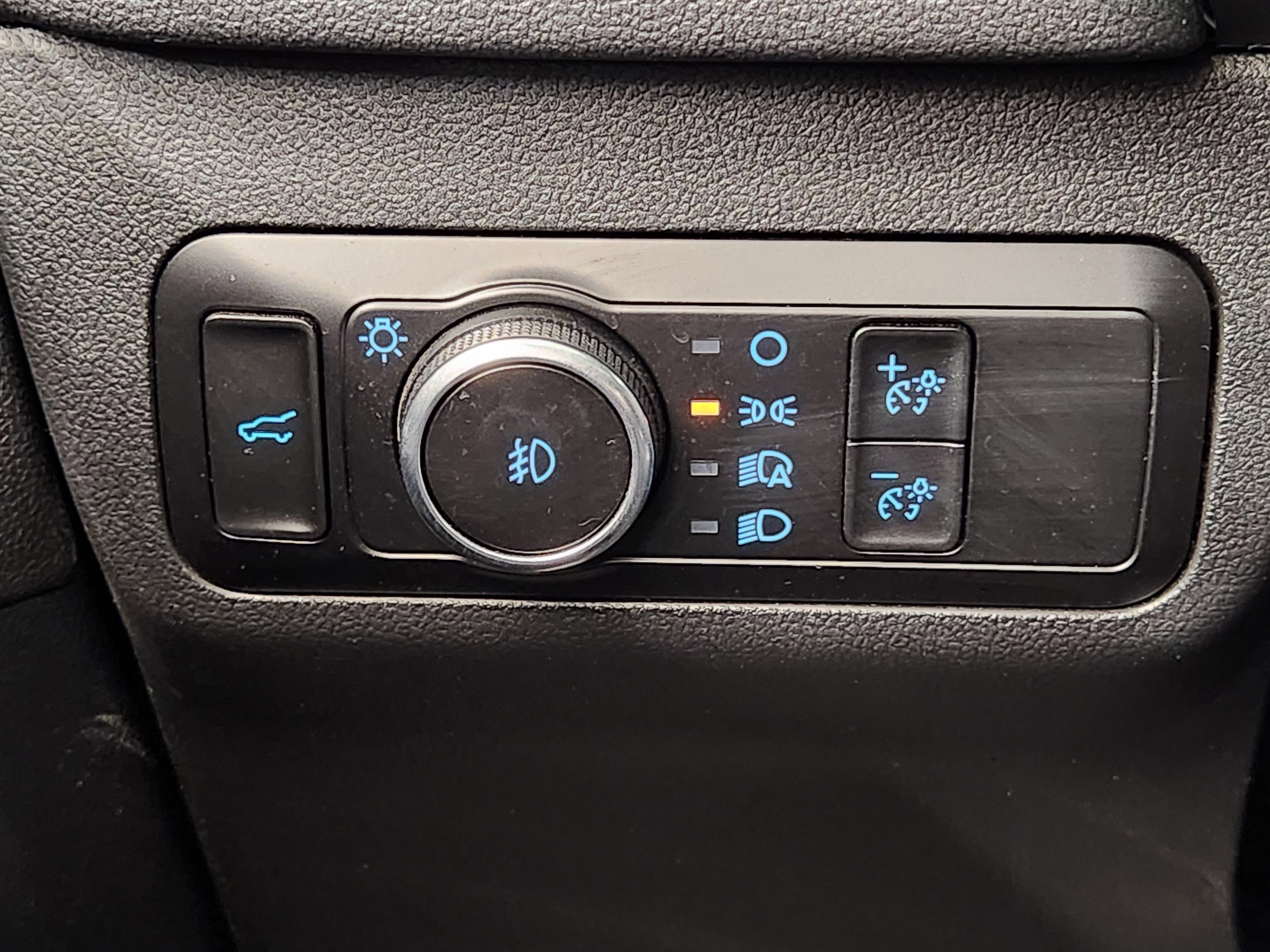 Certified 2022 Ford Escape SEL image 22