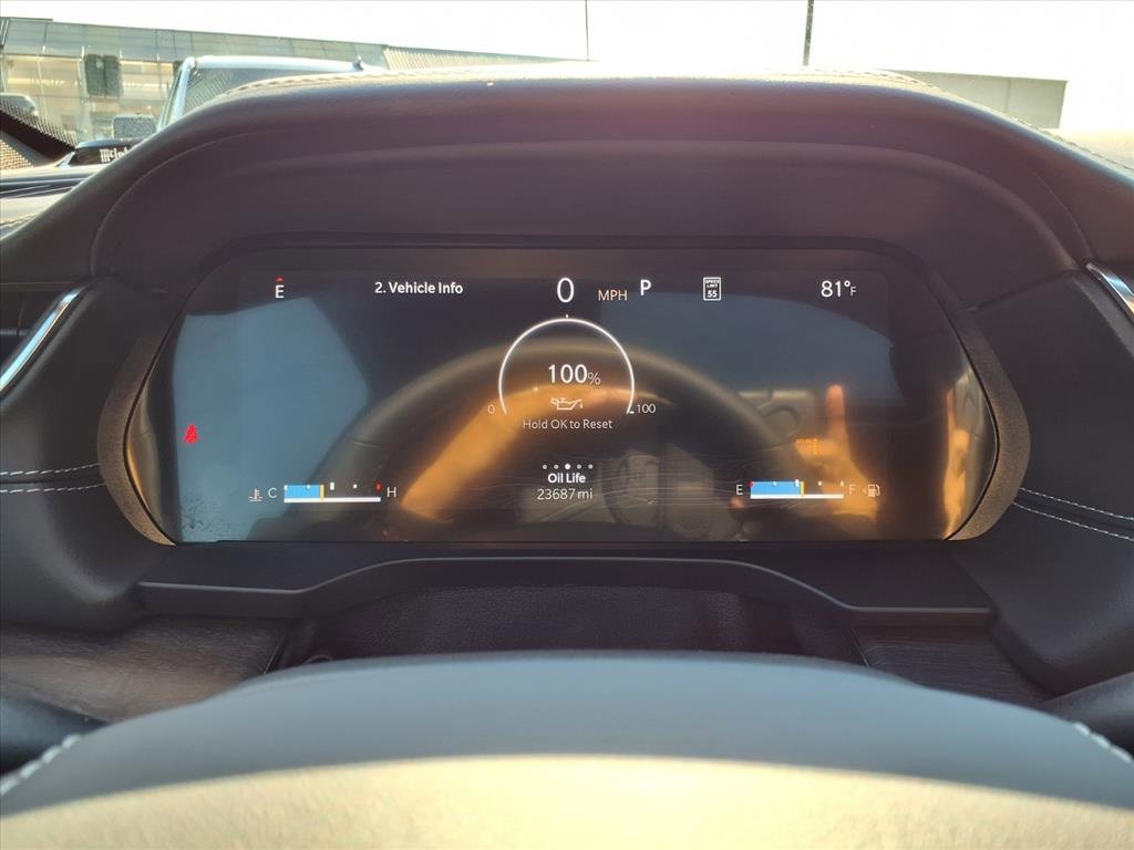 Used 2023 Jeep Grand Cherokee Overland w/ Luxury Tech Group IV image 13