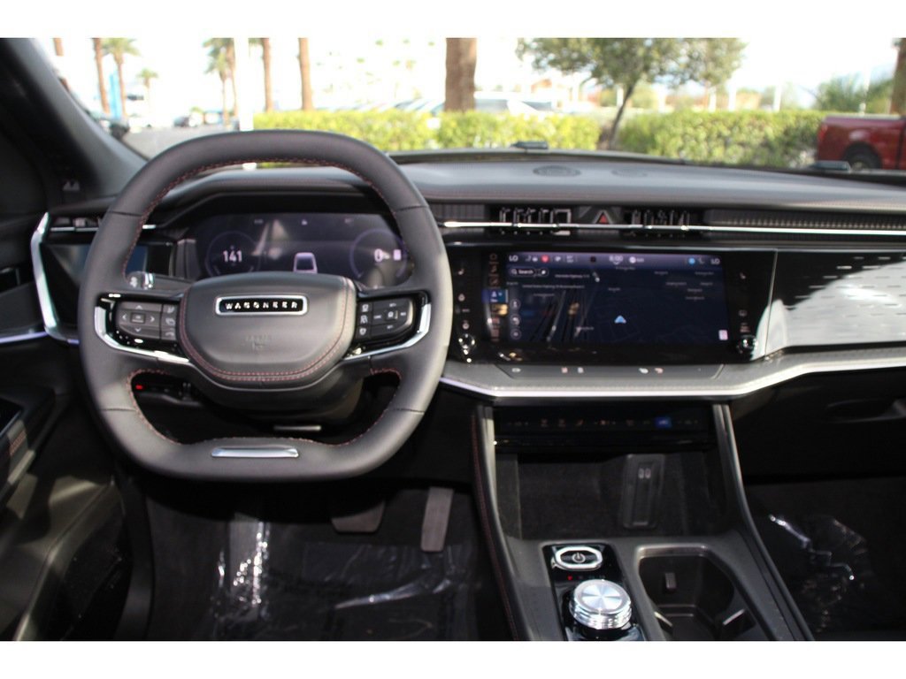 Used 2025 Jeep Wagoneer S Limited image 12