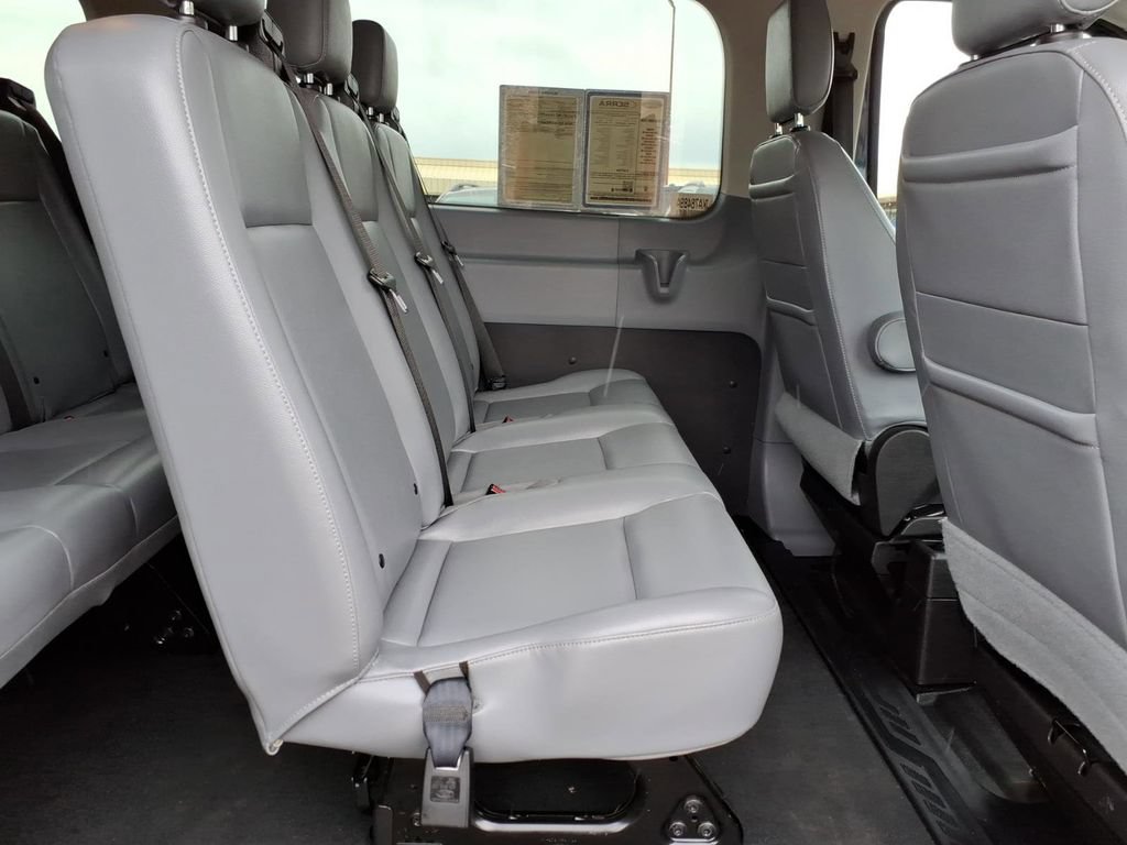 Certified 2018 Ford Transit 150 XL RWD image 11