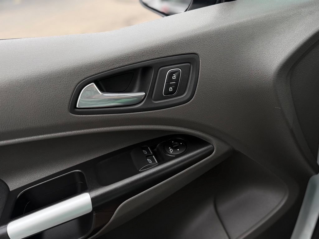 Certified 2020 Ford Transit Connect XLT FWD image 20