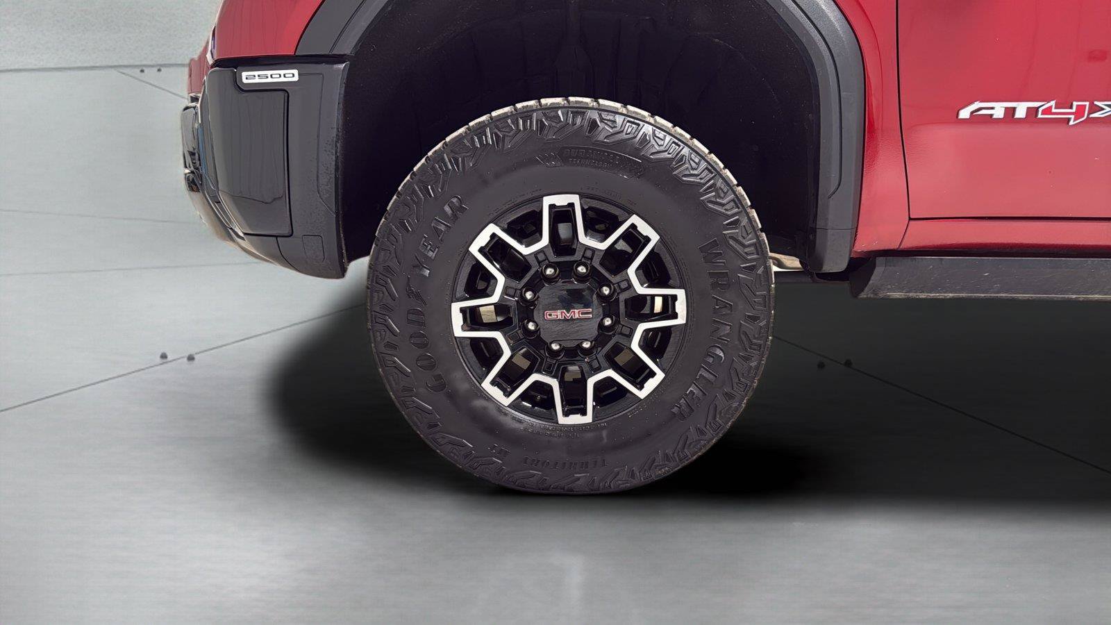 Used 2025 GMC Sierra 2500 AT4X AWD/4WD image 31
