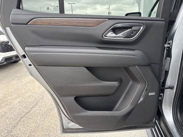 Used 2024 Chevrolet Tahoe High Country RWD image 30
