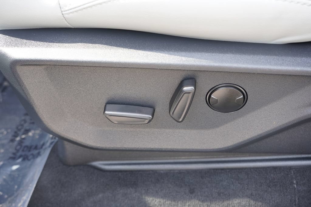 Certified 2025 Ford Expedition Platinum AWD/4WD image 28