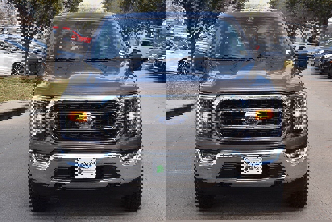 Certified 2022 Ford F150 XLT w/ Equipment Group 302A High image 13