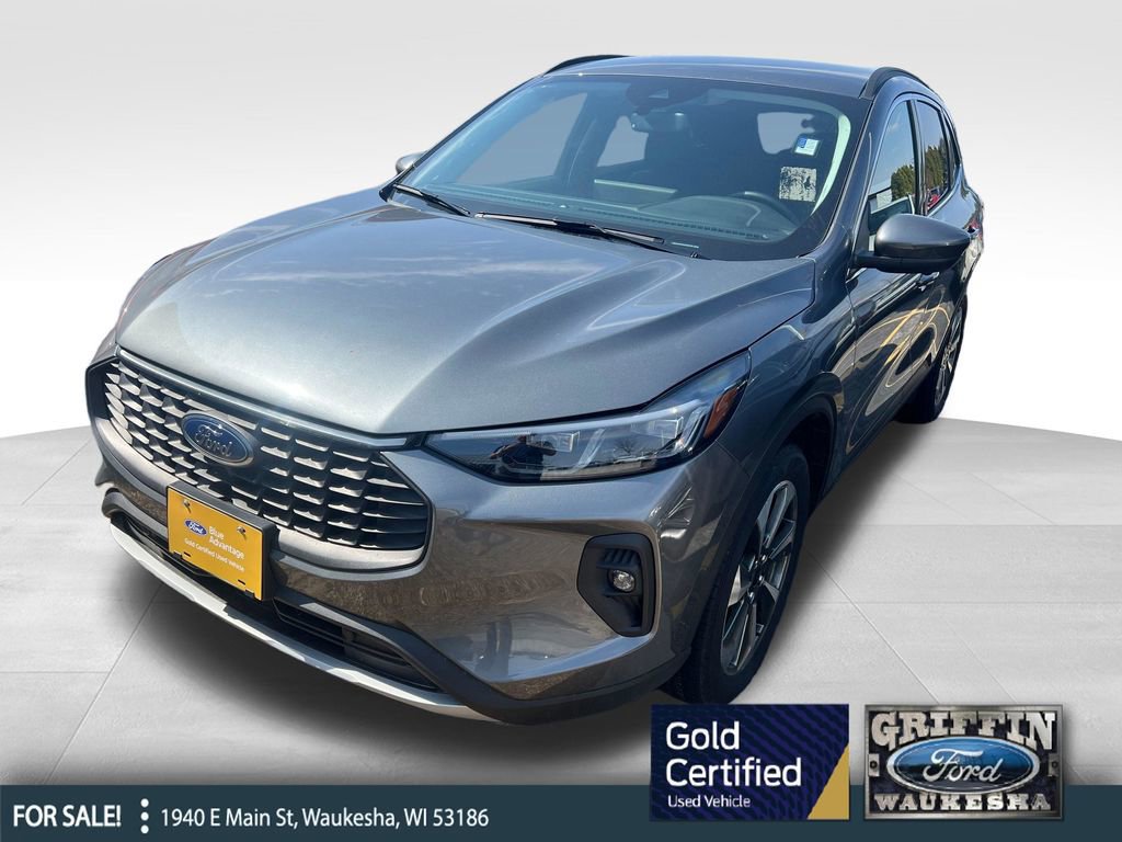 Certified 2025 Ford Escape Platinum image 3