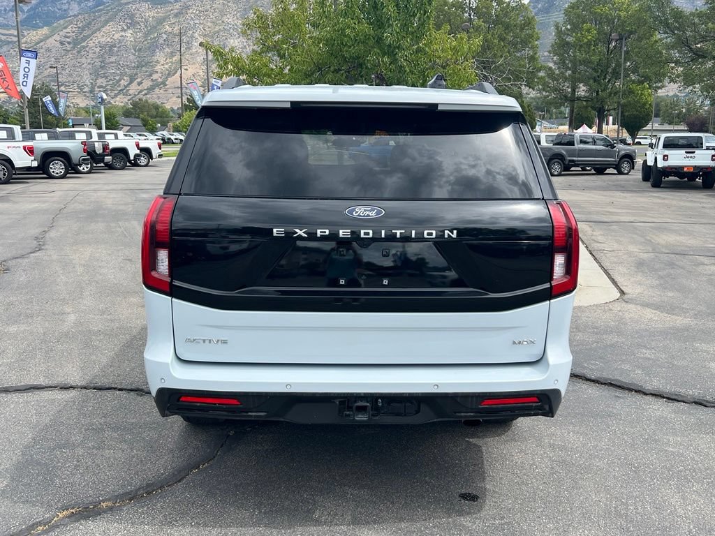 Certified 2025 Ford Expedition Platinum AWD/4WD image 10