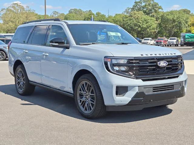 Certified 2027 Ford Expedition Platinum w/ Stealth Appearance Package AWD/4WD image 2
