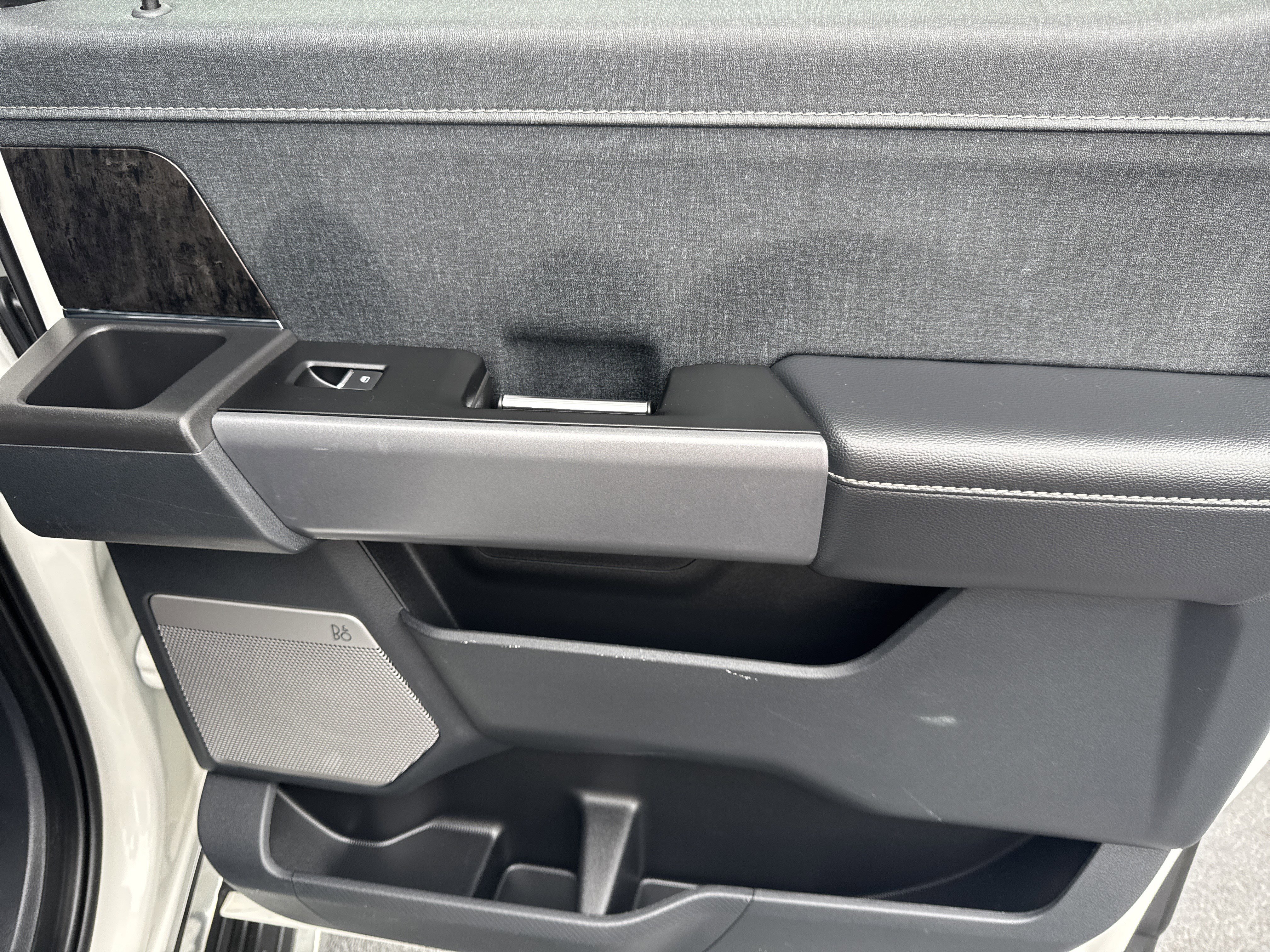 Certified 2022 Ford F150 Lariat w/ Equipment Group 502A High image 19