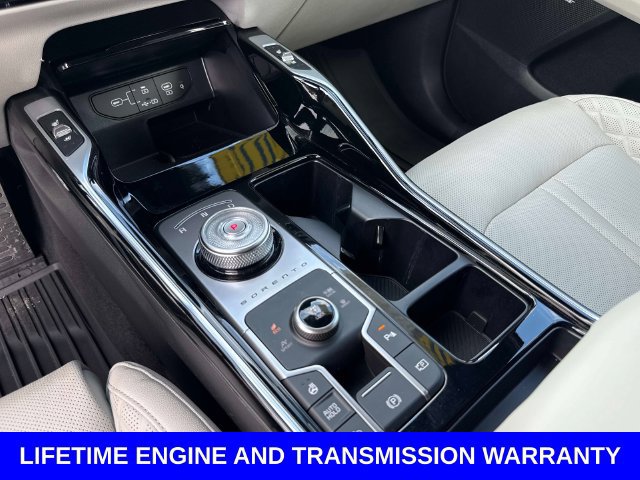 Used 2025 Kia Sorento SX Prestige AWD/4WD image 27