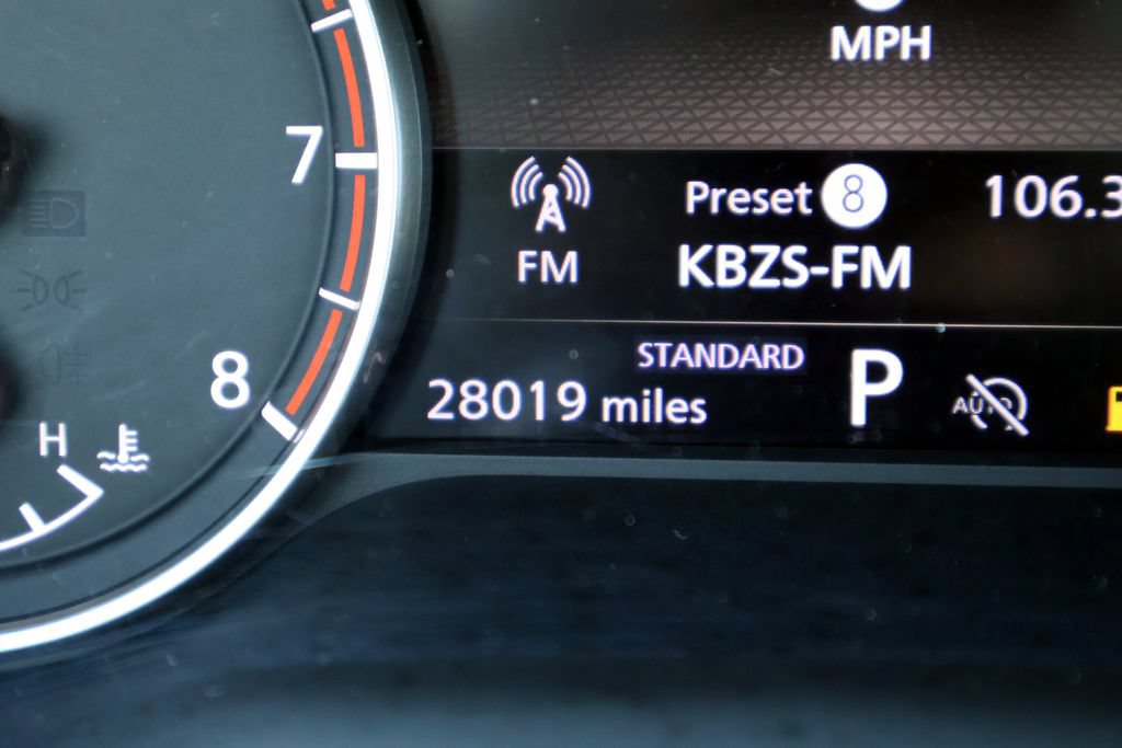 Used 2025 Nissan Rogue SV FWD image 35