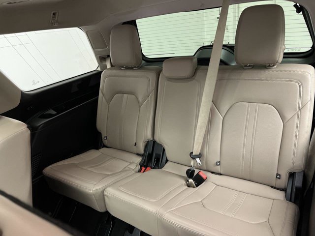 Certified 2024 Ford Expedition Limited AWD/4WD image 15