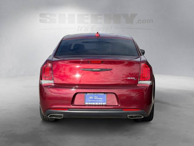 Used 2019 Chrysler 300 S RWD image 17