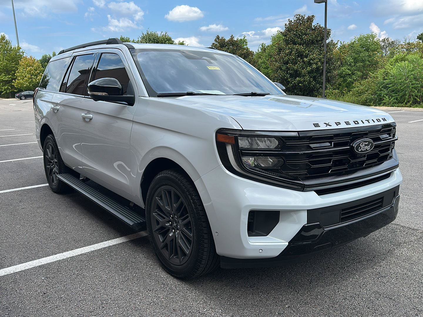 Certified 2025 Ford Expedition Platinum w/ Stealth Performance Package AWD/4WD image 7