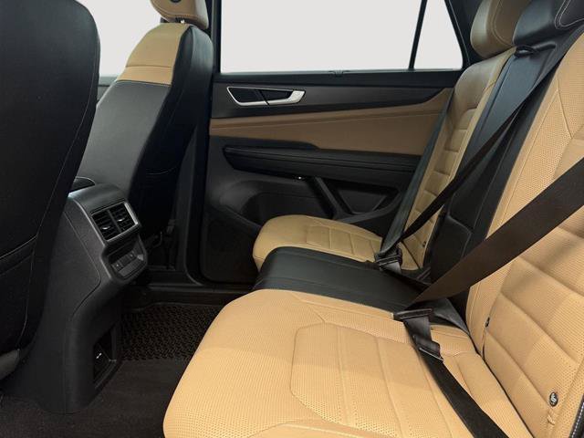 Used 2024 Volkswagen Atlas Cross Sport SEL AWD/4WD image 20