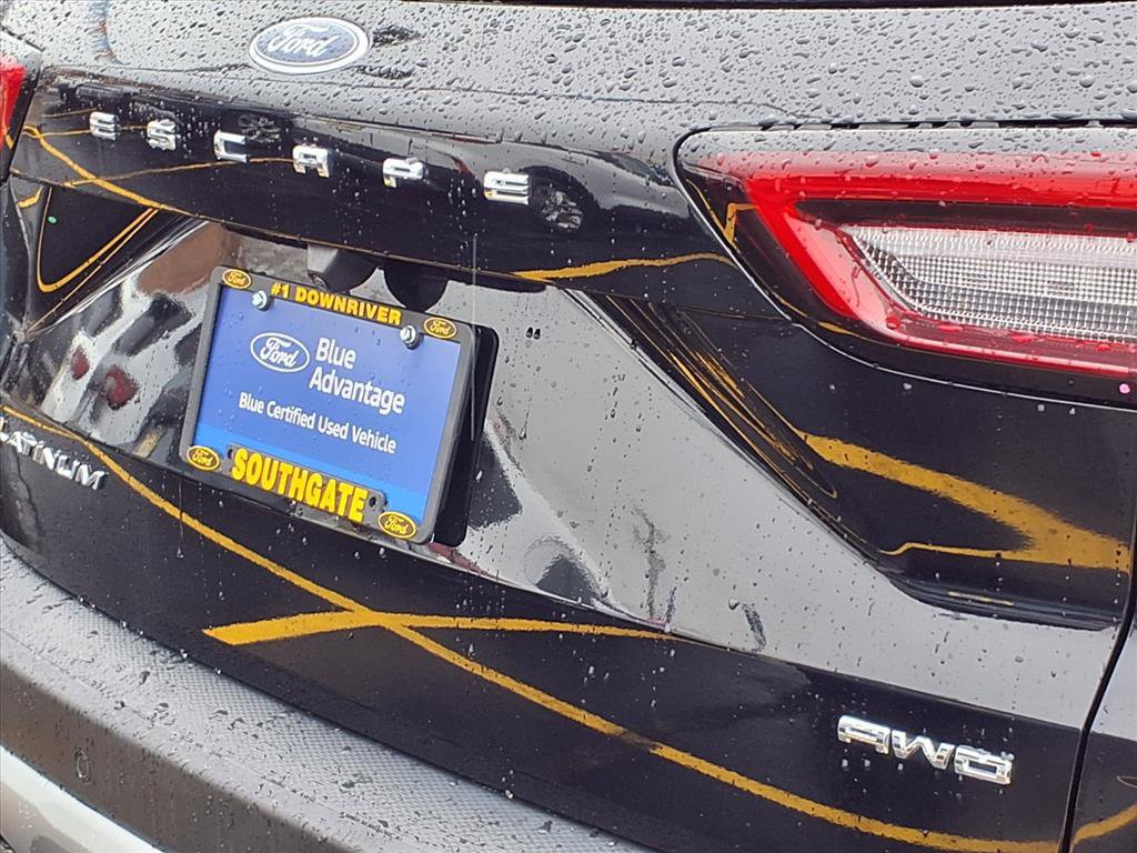 Certified 2023 Ford Escape Platinum image 28