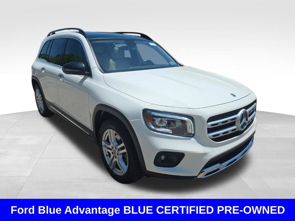 Used 2022 Mercedes-Benz GLB 250 4MATIC image 3
