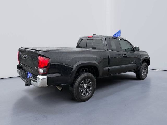 Used 2022 Toyota Tacoma SR5 RWD image 5