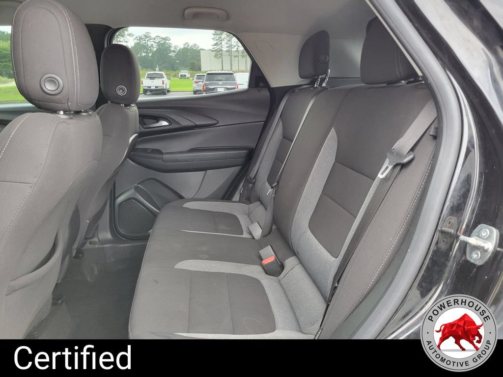 Used 2023 Chevrolet TrailBlazer LT FWD image 16