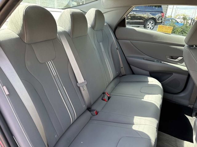 Used 2025 Hyundai Elantra Sport w/ Cargo Package image 10
