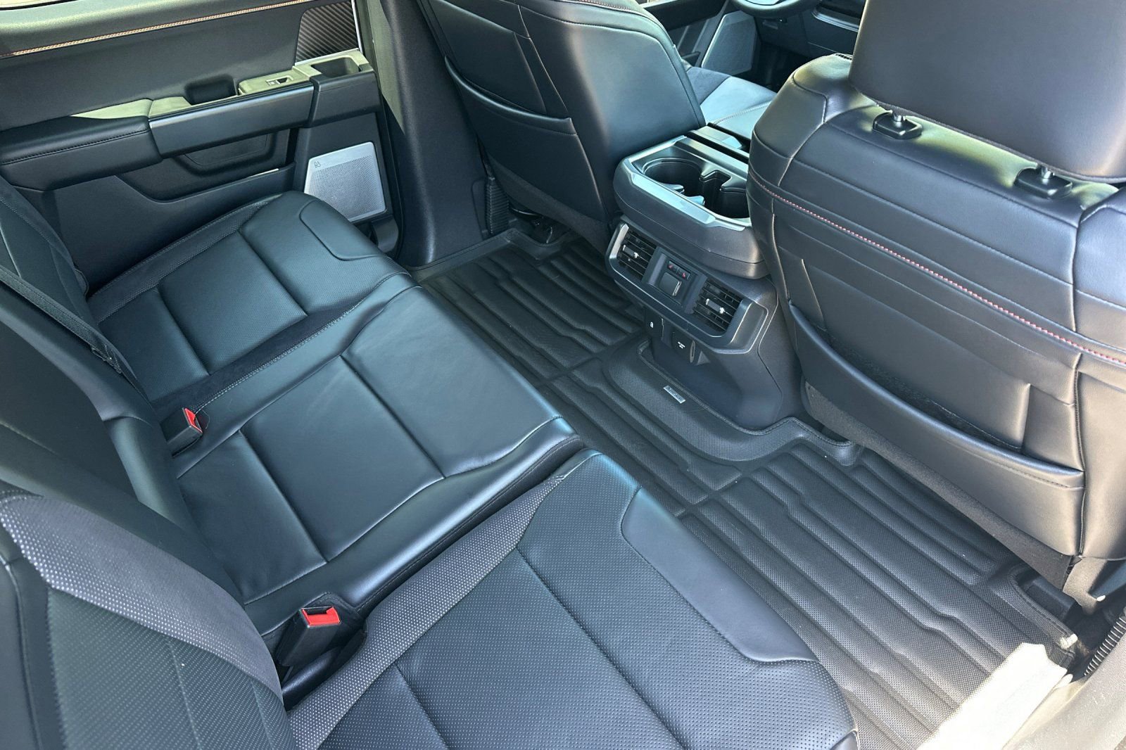 Certified 2024 Ford F150 Raptor AWD/4WD image 17