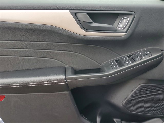 Certified 2022 Ford Escape SE w/ Convenience Package image 10