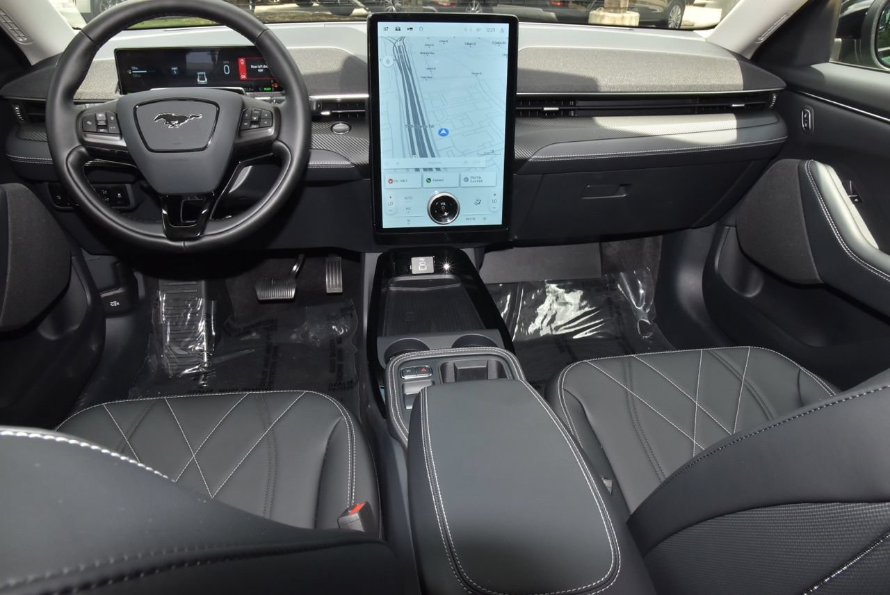 Certified 2025 Ford Mustang Mach-E Select AWD/4WD image 16