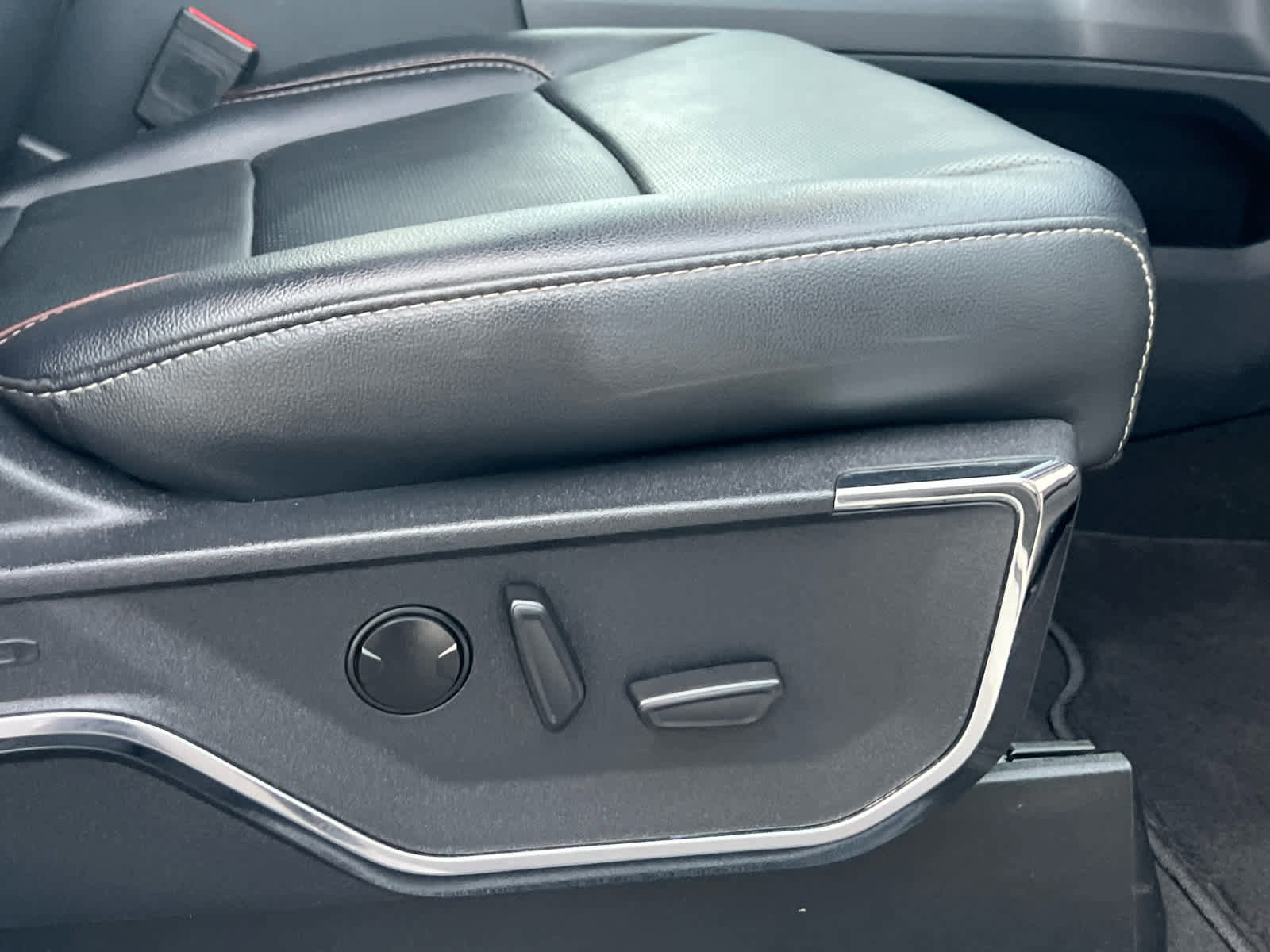 Certified 2024 Ford F350 Lariat image 17