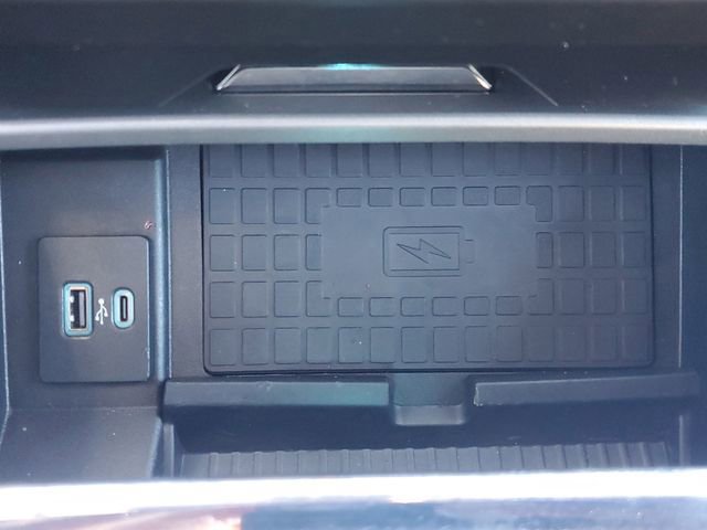 Certified 2020 Ford Expedition XLT w/ Equipment Group 202A image 28