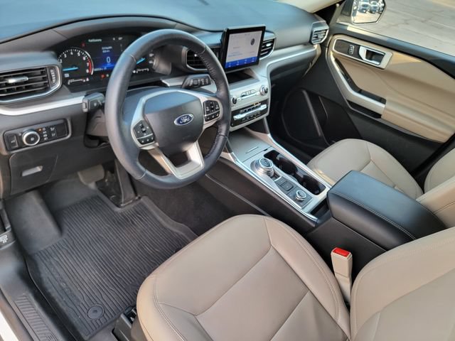 Certified 2023 Ford Explorer XLT w/ Equipment Group 202A AWD/4WD image 19