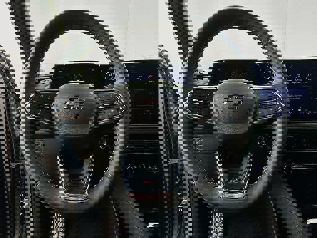 Used 2025 Chevrolet Traverse Z71 image 19