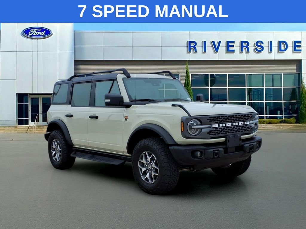 Certified 2025 Ford Bronco Badlands AWD/4WD image 1