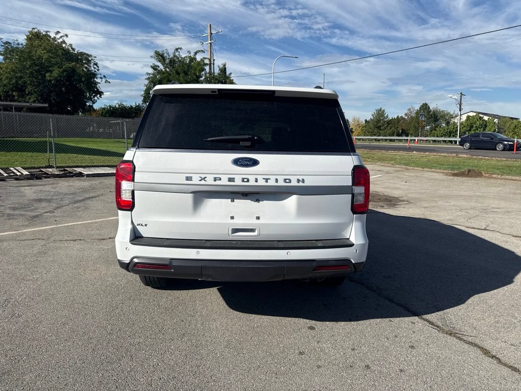 Certified 2024 Ford Expedition XLT AWD/4WD image 8