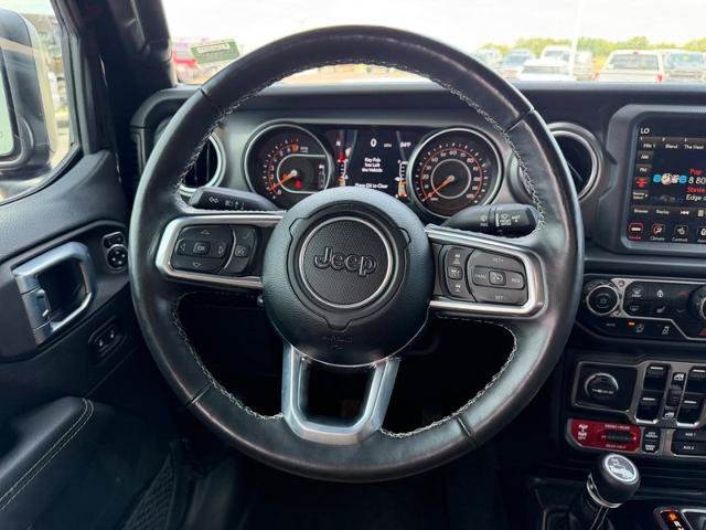 Used 2023 Jeep Gladiator Rubicon w/ LED Lighting Group AWD/4WD image 11