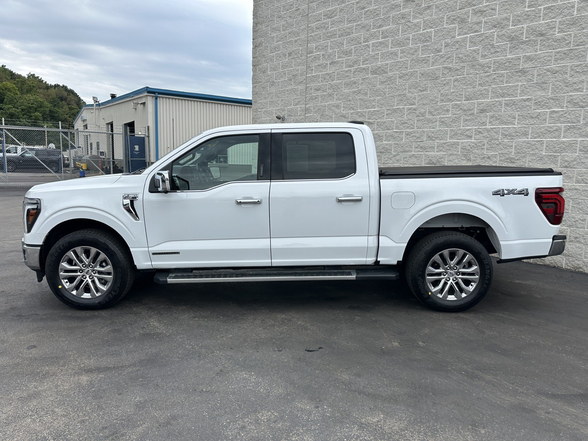 Certified 2024 Ford F150 Lariat w/ Equipment Group 502A High AWD/4WD image 4