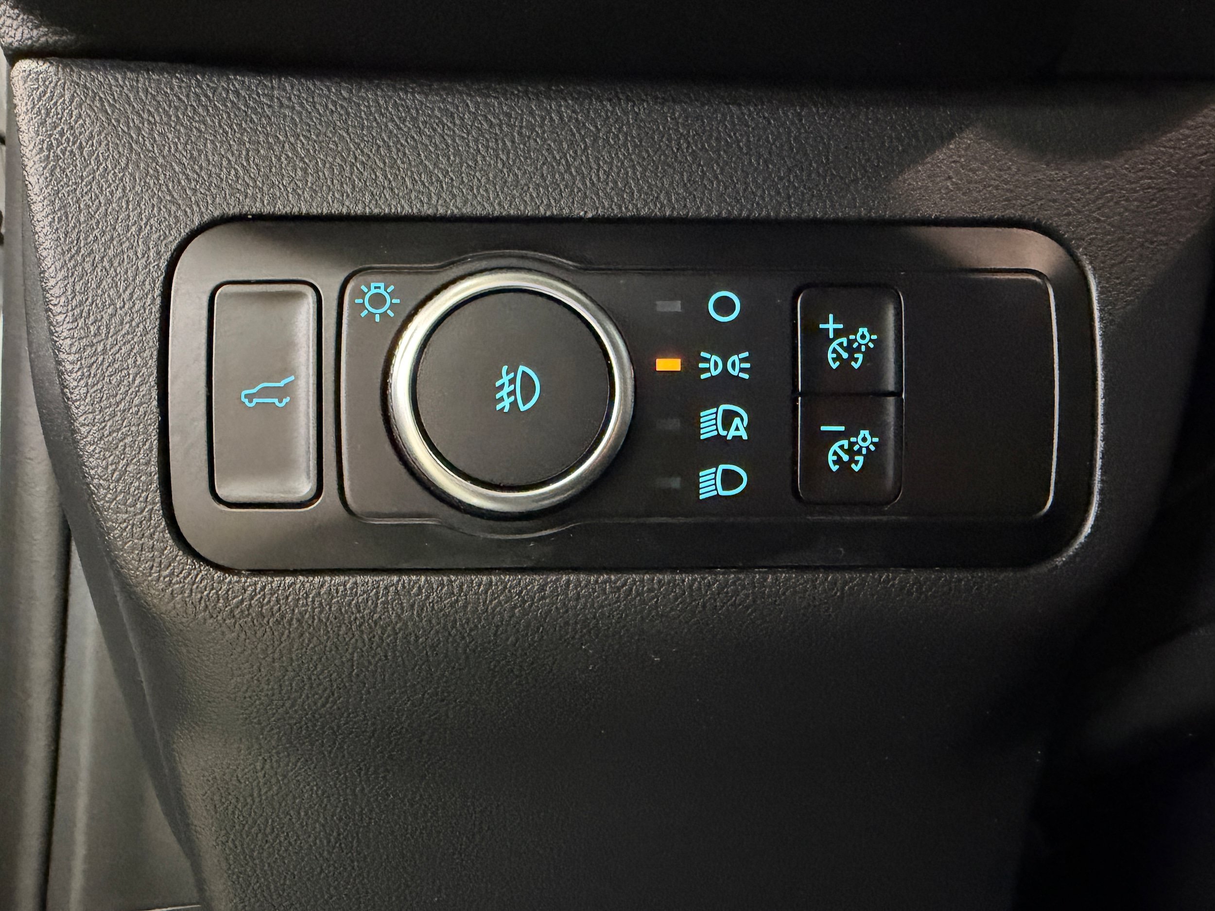 Certified 2025 Ford Escape ST-Line Select AWD/4WD image 14