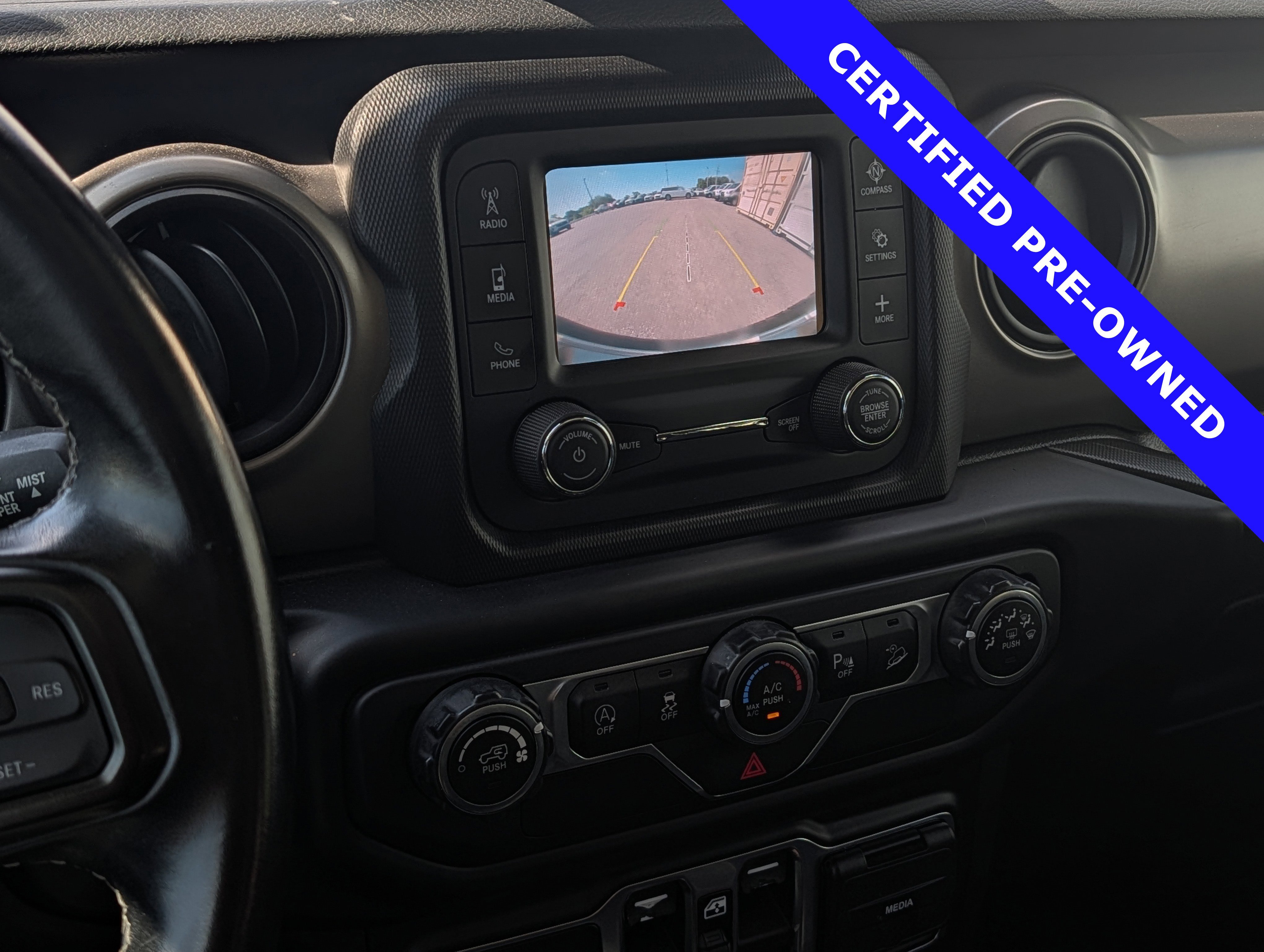 Used 2020 Jeep Wrangler Unlimited Sport AWD/4WD image 28