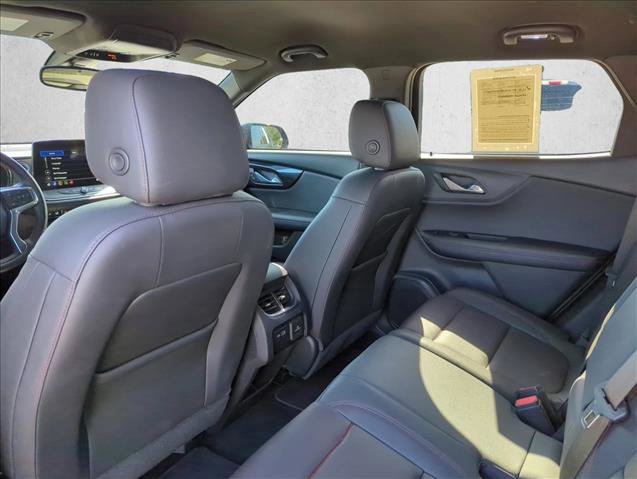 Used 2023 Chevrolet Blazer RS w/ Enhanced Convenience Package FWD image 17