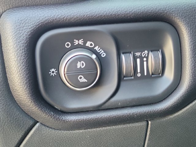 Used 2021 RAM 2500 Laramie AWD/4WD image 43