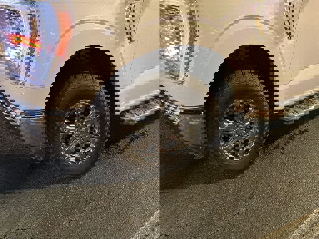 Certified 2021 Ford F150 Lariat w/ Equipment Group 502A High image 5