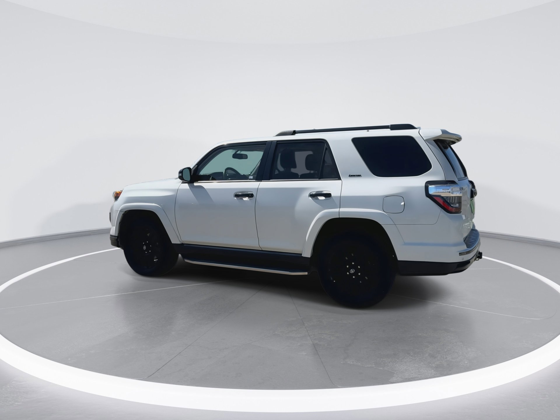 Used 2019 Toyota 4Runner Limited image 5