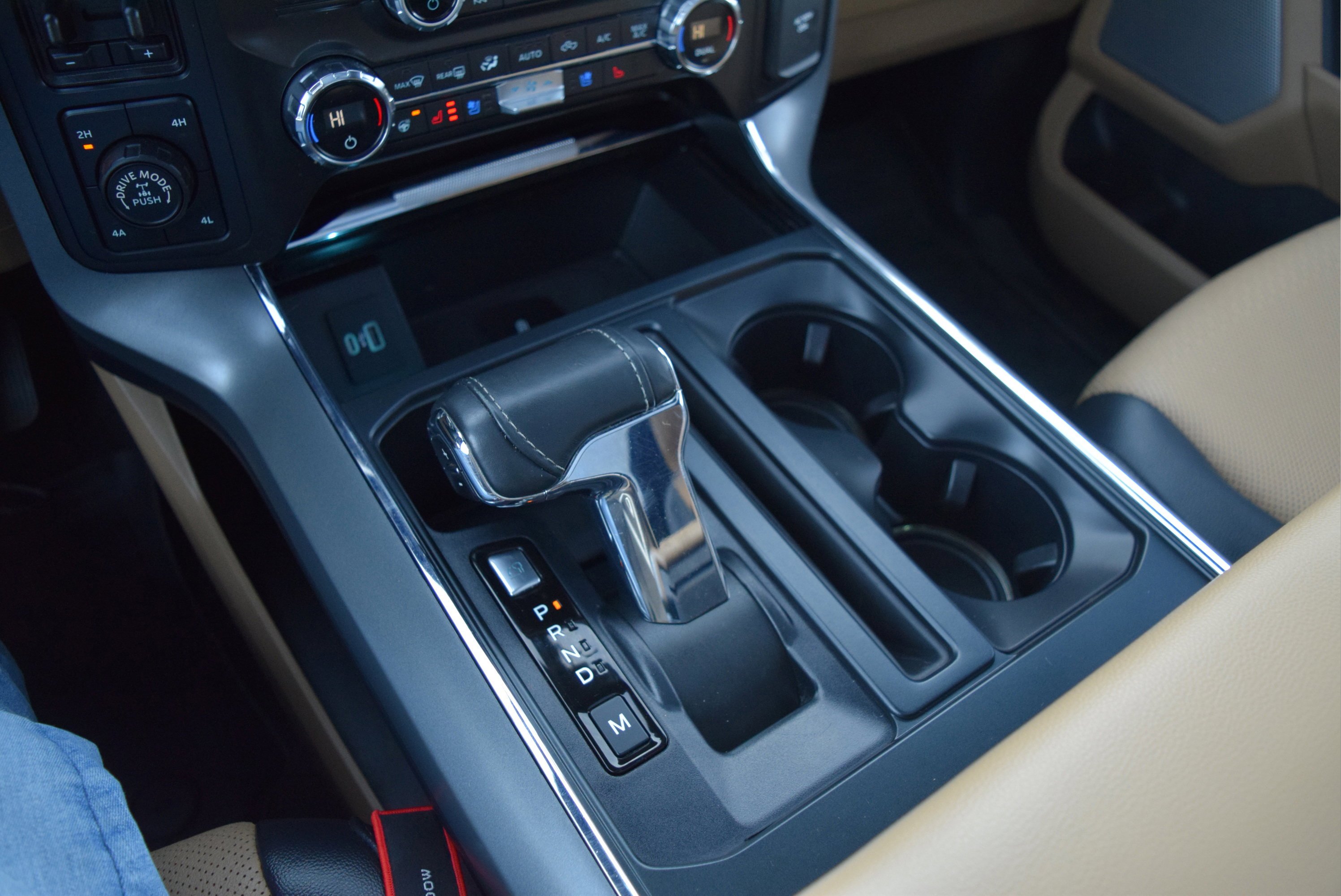 Certified 2021 Ford F150 Lariat w/ Equipment Group 502A High image 17