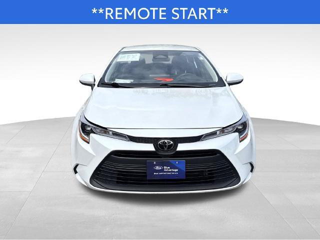Used 2025 Toyota Corolla LE FWD image 3