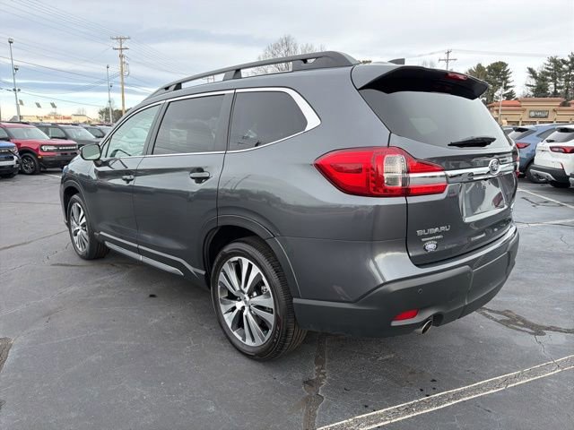 Used 2022 Subaru Ascent Limited image 3