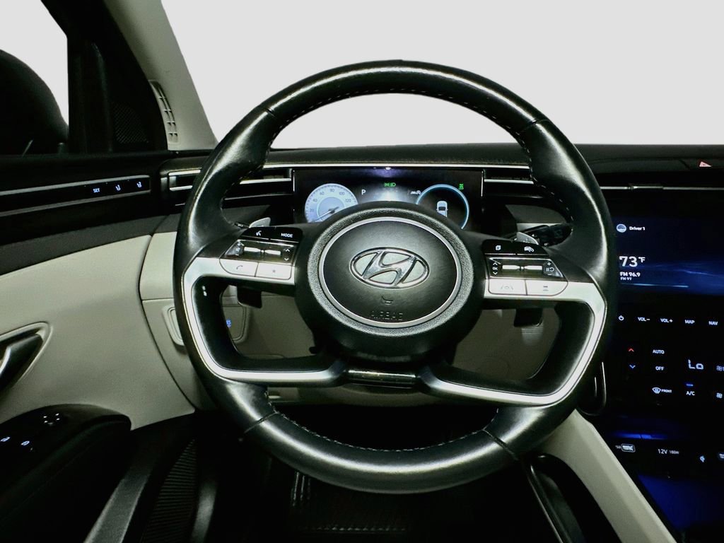 Used 2022 Hyundai Tucson Limited w/ Cargo Package AWD/4WD image 10