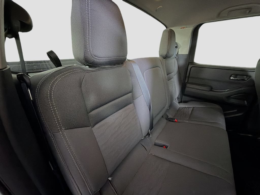 Used 2023 Nissan Frontier SV w/ Technology Package RWD image 28