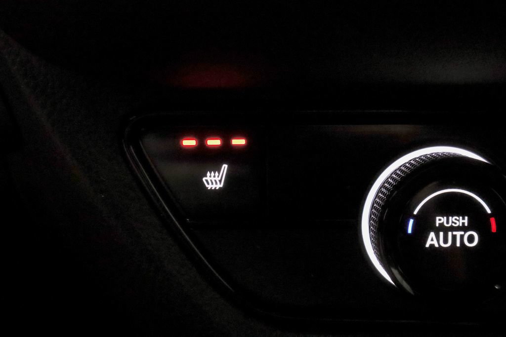 Used 2025 Honda HR-V Sport image 4