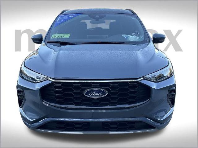 Certified 2023 Ford Escape ST-Line Select w/ Tech Pack #2 image 14